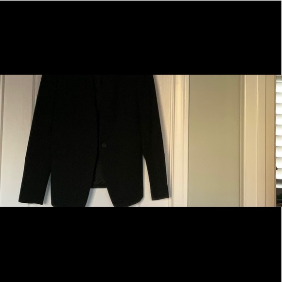 Ann Taylor LOFT Black blazer - Picture 2 of 6